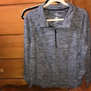 Quarter zip pullover🍁🍂